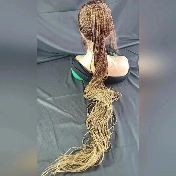 Braided wig  100% handmade, 0mbre wig, NWT feeding  braids absolutely gorgeous - Picture 14 of 16